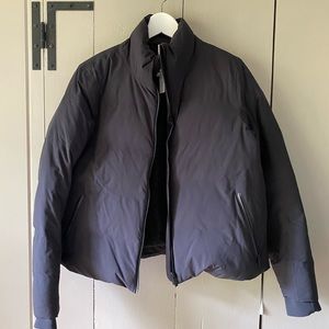 Lululemon puffer jacket - like new